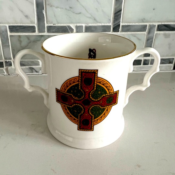 Gifts from Ireland Fine Bone China Mug & Saucer with Gold Trim & Cross - Picture 4 of 8